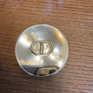 Dior Prestige compact; SPF 50. NWOT, never opened, shade 020!